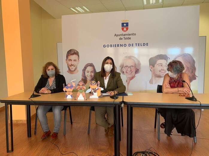 La alcaldesa Carmen Hernández y la concejala Auri Saavedra presentaron este lunes la iniciativa / TA